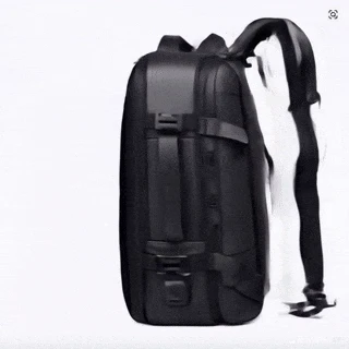 TravelPro Smart Backpack - Smart backpack with USB port